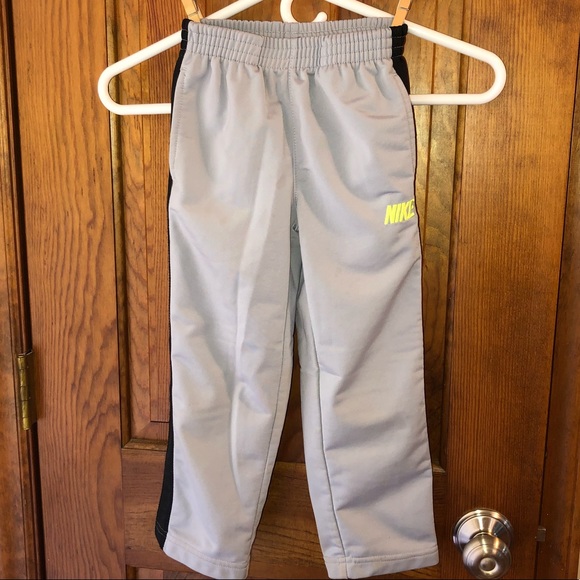 Nike pants - Picture 1 of 2